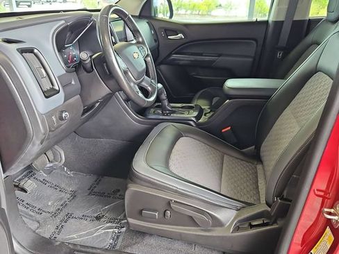Used 2021 Chevrolet Colorado Z71 w/ Safety Package RWD image 21