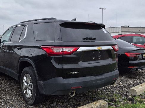 Used 2020 Chevrolet Traverse LT image 4