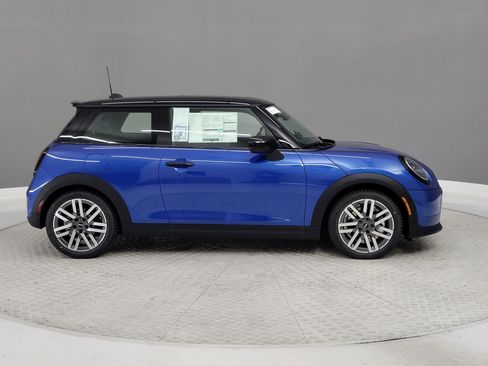 New 2026 MINI Cooper S image 5
