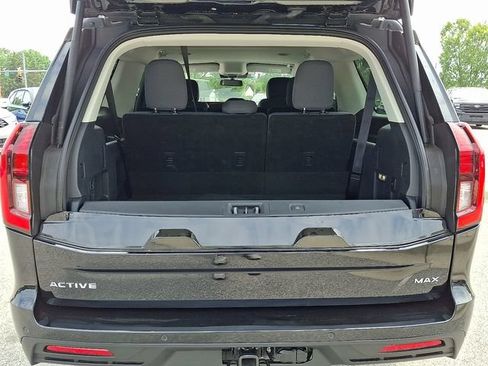 Used 2025 Ford Expedition Max Active AWD/4WD image 30