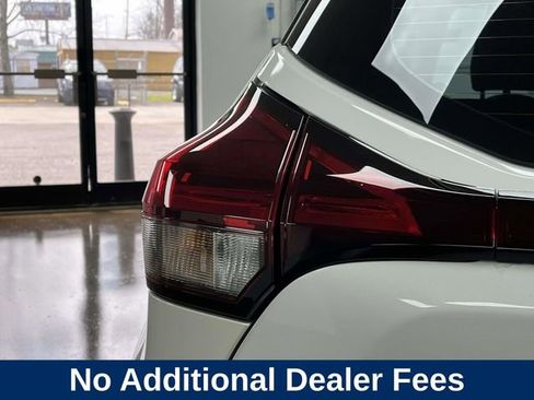 Used 2024 Nissan Kicks SV FWD image 12
