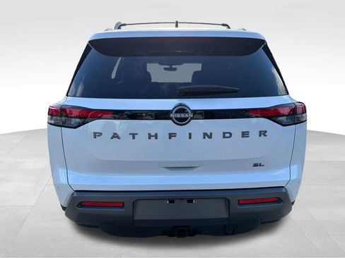 New 2026 Nissan Pathfinder SL w/ SL Premium Package FWD image 7