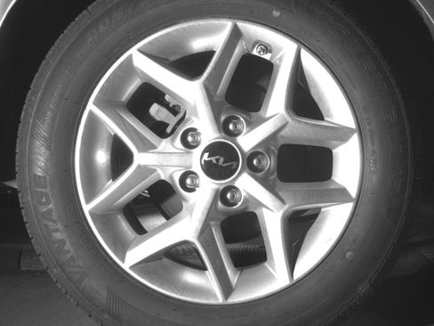 Used 2025 Kia Soul LX w/ LX Technology Package image 15