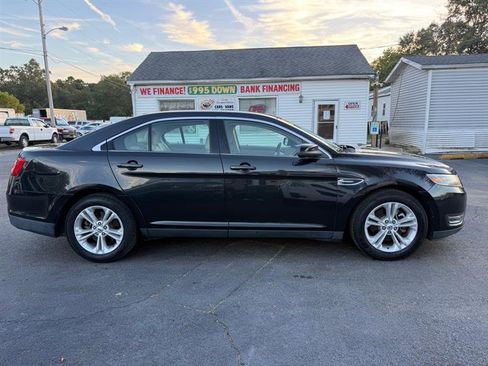 Used 2013 Ford Taurus SEL image 8
