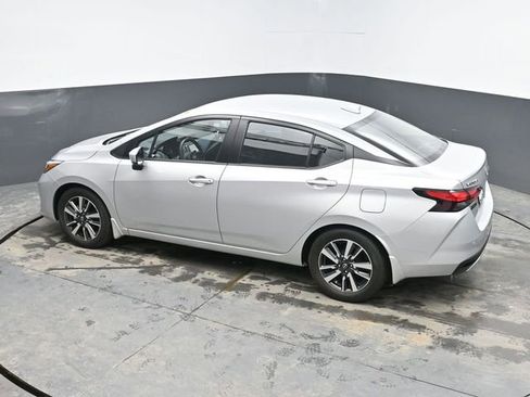 Used 2025 Nissan Versa SV w/ Trunk Package image 28