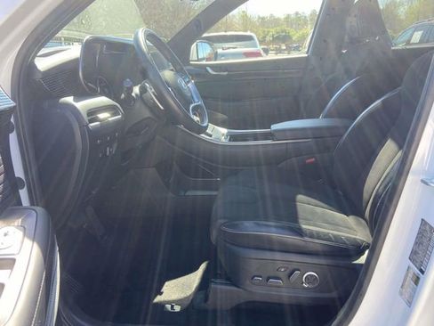 Used 2024 Hyundai Palisade Calligraphy image 11