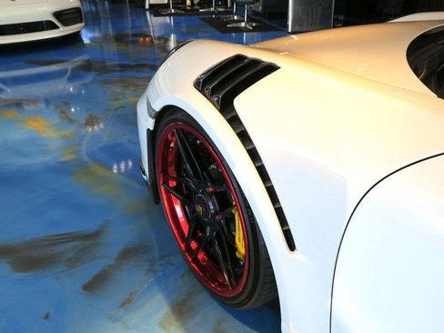 Used 2015 Porsche 911 Turbo S image 43