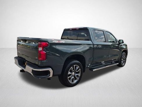 Used 2025 Chevrolet Silverado 1500 LT AWD/4WD image 10