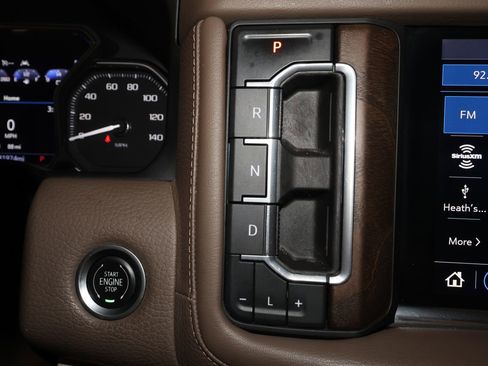 Used 2021 GMC Yukon XL Denali w/ Denali Ultimate Package image 10