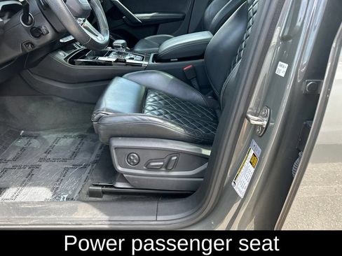Used 2023 Audi SQ5 Premium Plus w/ Premium Plus Package AWD/4WD image 16