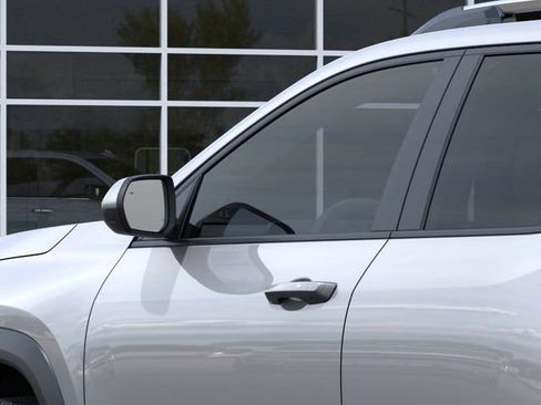 New 2026 Chevrolet Equinox LT w/ Convenience Package II image 12