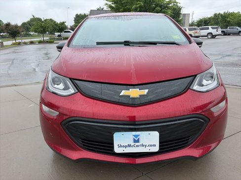 Used 2017 Chevrolet Bolt LT FWD image 3