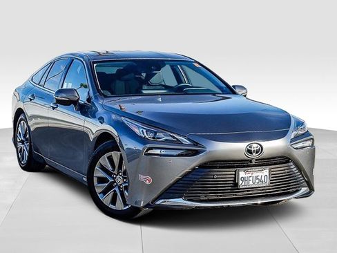 Used 2023 Toyota Mirai XLE w/ Advanced Technology Package image 2