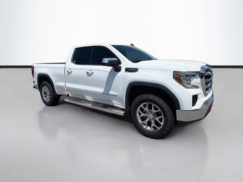 Used 2020 GMC Sierra 1500 SLE w/ SLE Value Package RWD image 3