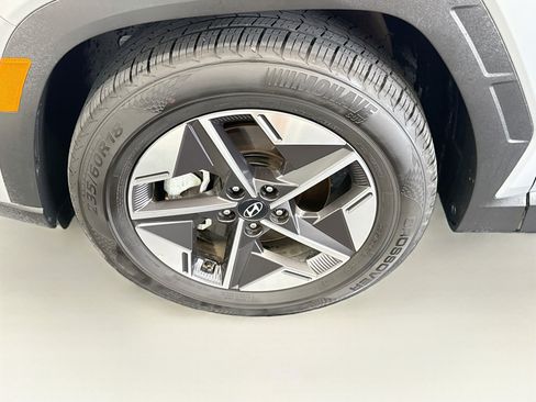 Used 2025 Hyundai Tucson SEL FWD image 11