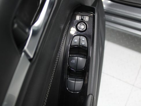 Used 2022 Nissan Altima 2.5 SV w/ SV Premium Package FWD image 39