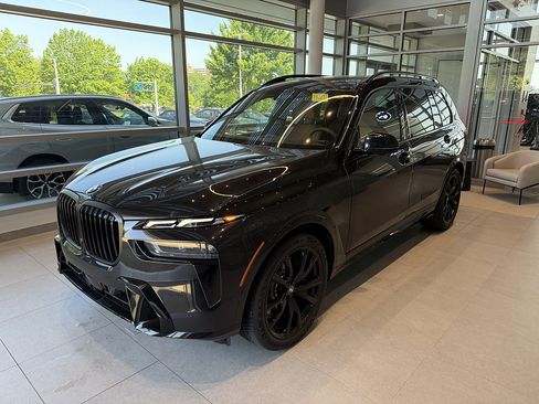 New 2027 BMW X7 xDrive40i AWD/4WD image 3