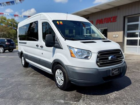 Used 2018 Ford Transit 350 XLT RWD image 2