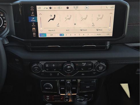 New 2026 Jeep Wrangler Unlimited Rubicon image 12