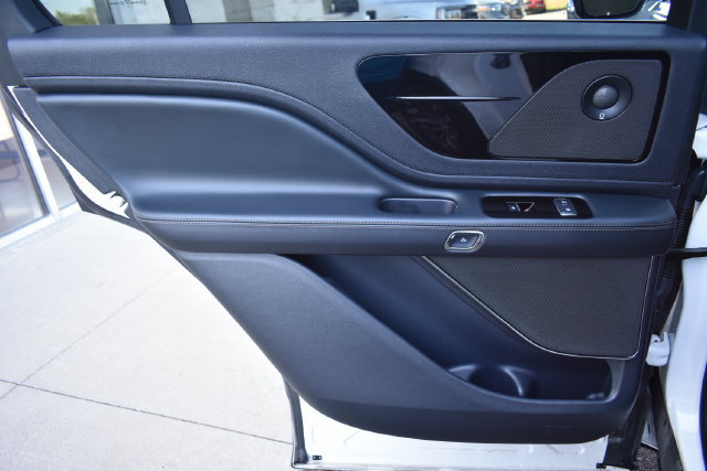 Used 2025 Lincoln Aviator Reserve w/ Illumination Package AWD/4WD image 40