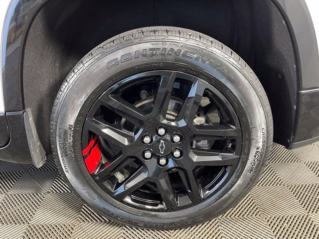 Used 2023 Chevrolet Traverse Premier w/ Redline Edition AWD/4WD image 11