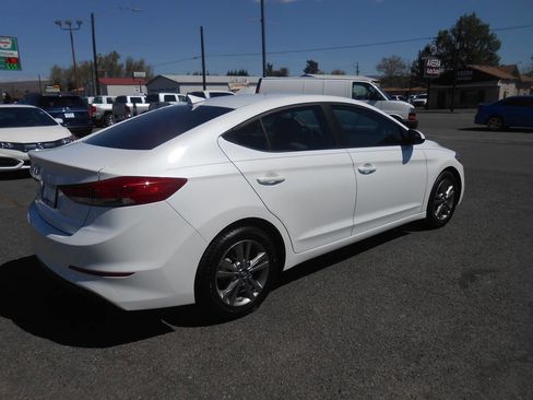Used 2018 Hyundai Elantra SEL FWD image 9