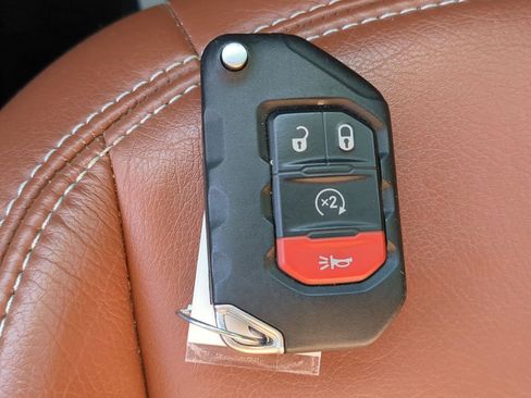 Used 2021 Jeep Wrangler Unlimited Sport AWD/4WD image 21