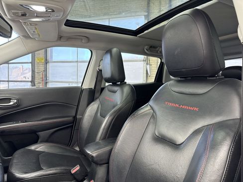 Used 2018 Jeep Compass Trailhawk w/ Leather Interior Group image 10