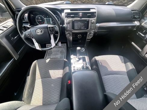 Used 2014 Toyota 4Runner SR5 AWD/4WD image 13