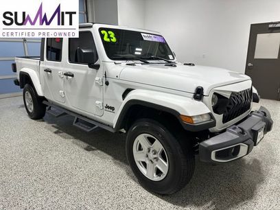Used 2023 Jeep Gladiator Sport