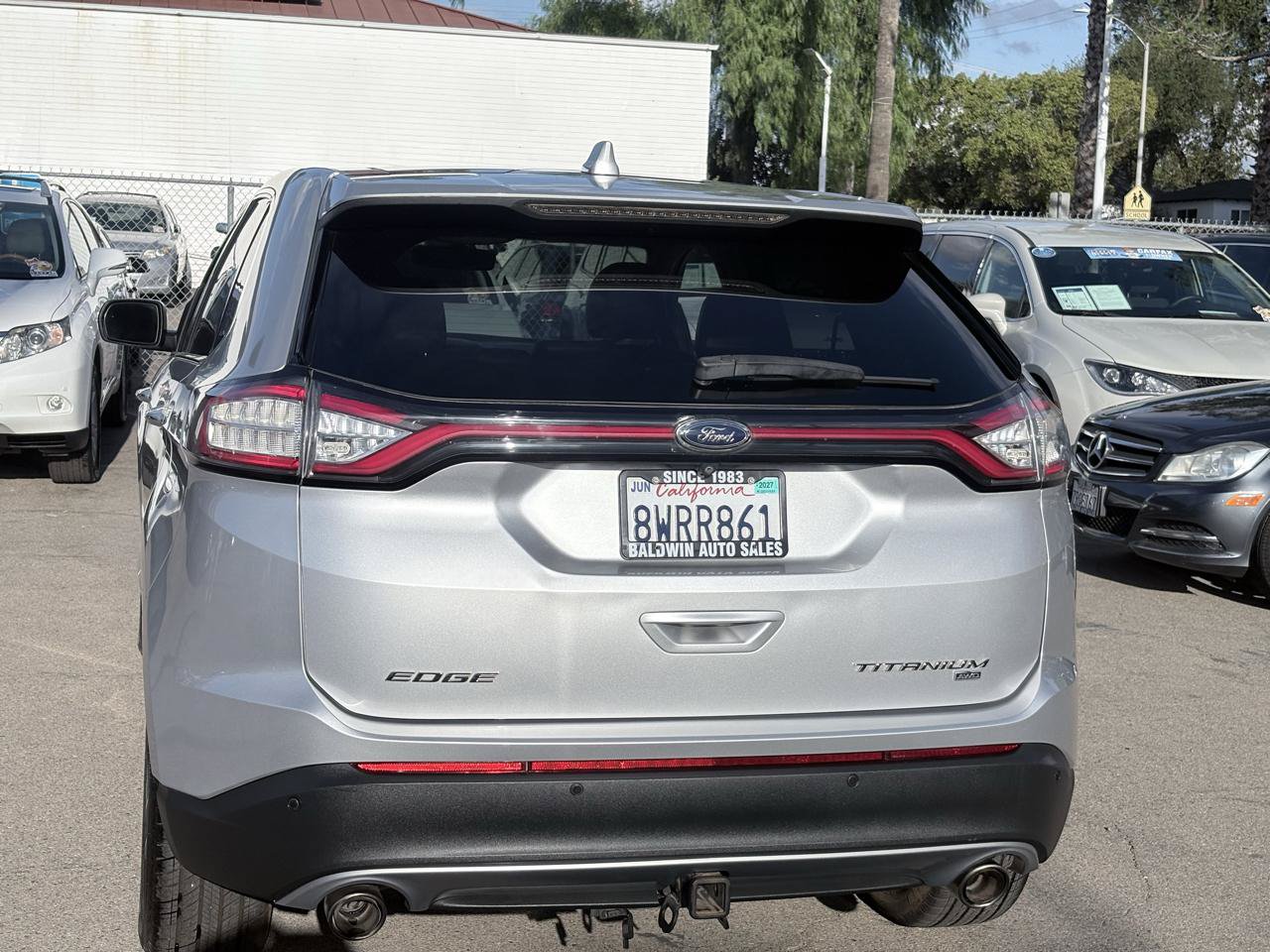 Used 2016 Ford Edge Titanium w/ Equipment Group 301A AWD/4WD image 12