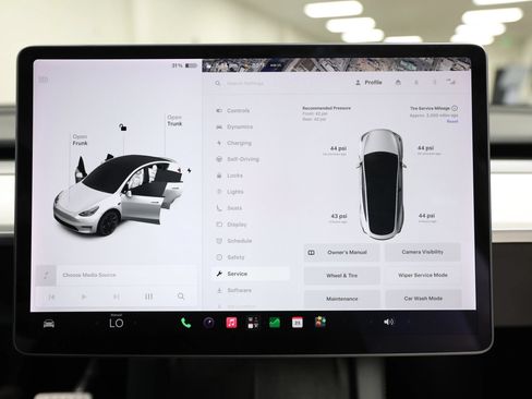 Used 2021 Tesla Model Y Performance AWD/4WD image 65