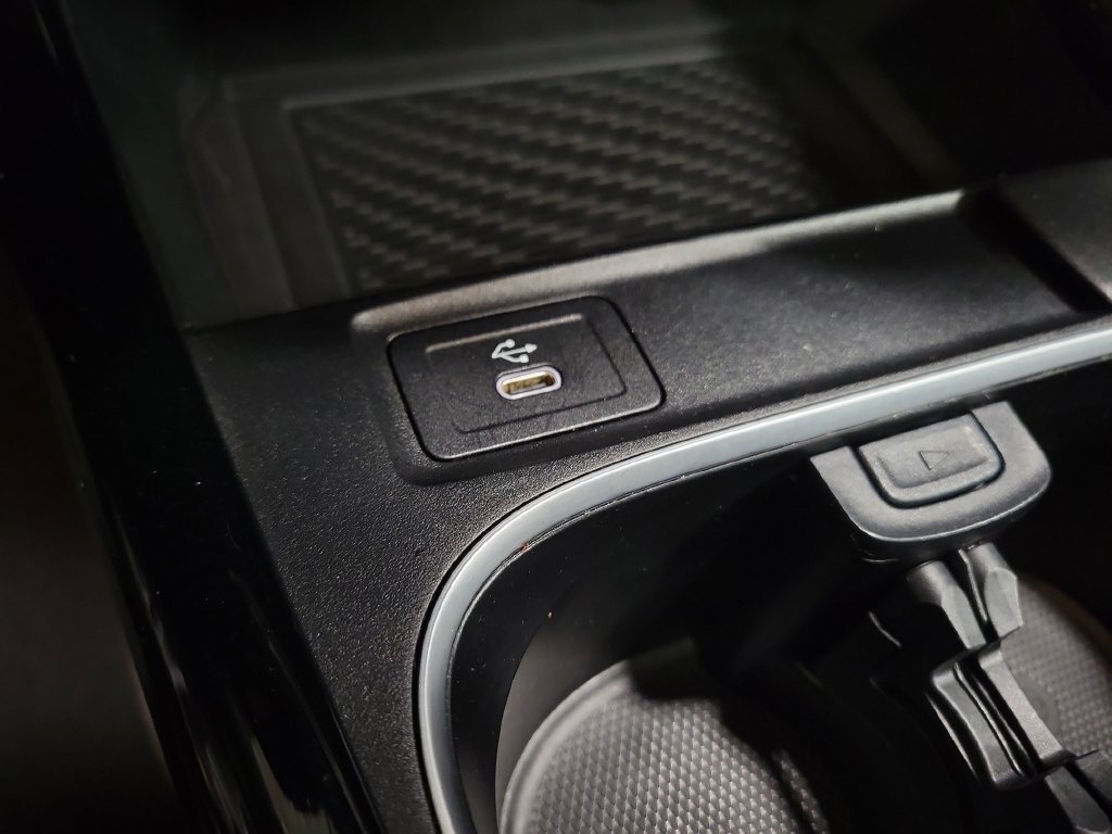 Used 2025 Mercedes-Benz CLA 250 4MATIC image 19
