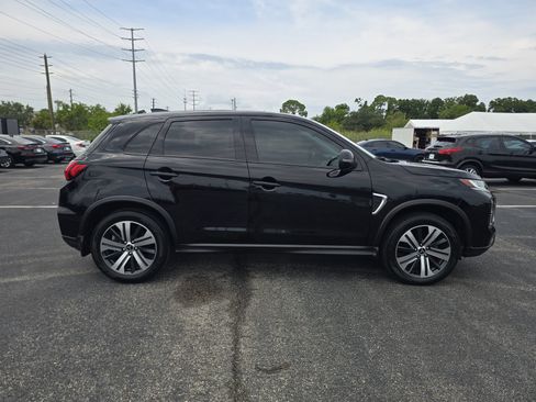 Used 2023 Mitsubishi Outlander Sport SE AWD/4WD image 2