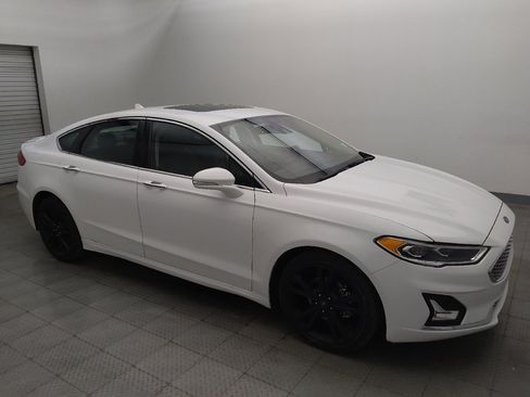 Used 2020 Ford Fusion Titanium AWD/4WD image 11