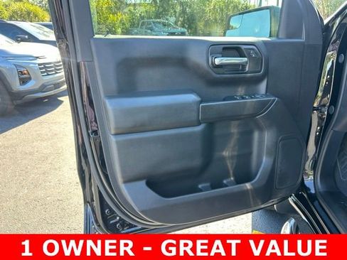 Certified 2024 Chevrolet Silverado 1500 Custom image 12