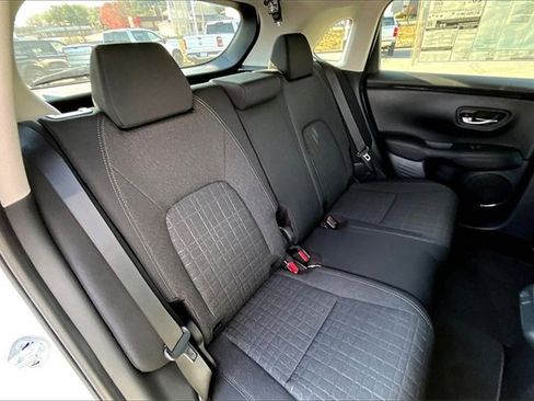 New 2026 Honda HR-V LX image 25