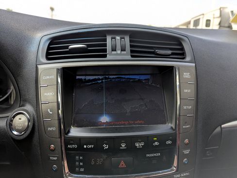 Used 2013 Lexus IS 250C image 22