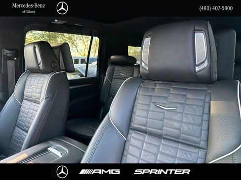 Used 2025 Cadillac Escalade ESV Sport Platinum AWD/4WD image 16