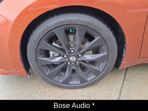 Used 2019 Nissan Maxima SR w/ Premium Package FWD image 10