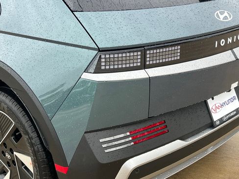 New 2026 Hyundai Ioniq 5 SE image 12