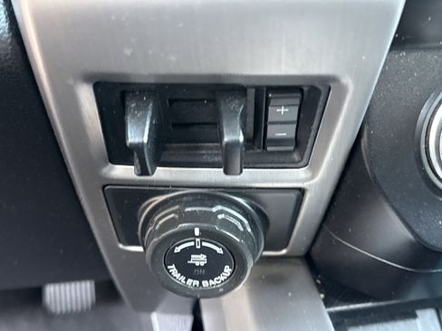 Used 2020 Ford F250 Platinum w/ Tremor Off-Road Package image 18