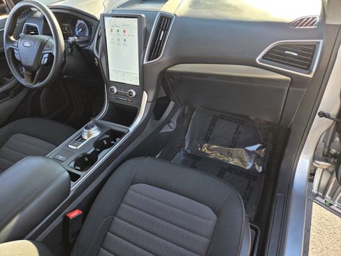 Certified 2023 Ford Edge SE w/ Black Appearance Package image 16