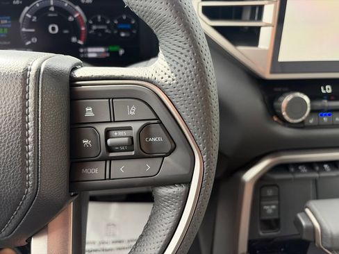 Used 2026 Toyota Sequoia Limited AWD/4WD image 31