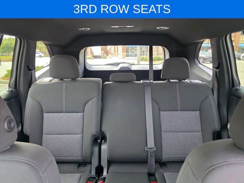 Used 2025 GMC Acadia Elevation image 26