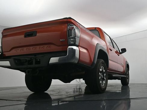 Used 2016 Toyota Tacoma TRD Off-Road w/ Towing Package AWD/4WD image 22
