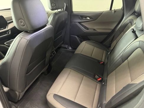 Used 2026 Chevrolet Equinox LT w/ Convenience Package II AWD/4WD image 24
