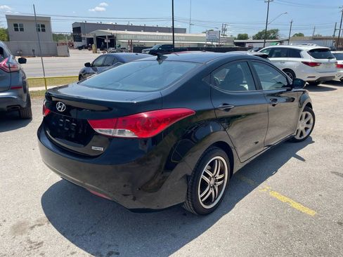 Used 2012 Hyundai Elantra Limited w/ Technology Pkg 5 image 3