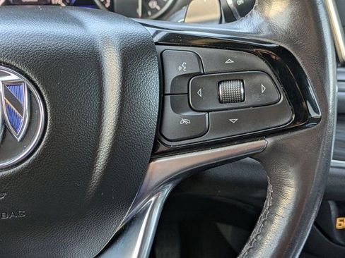 Used 2024 Buick Enclave Premium AWD/4WD image 21