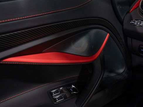 Used 2021 McLaren 720S Performance RWD image 46